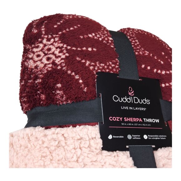 Cuddl Duds Cozy Sherpa Throw Blanket 50" x 60" Reversible Double-Sided Red Pink - Picture 7 of 9